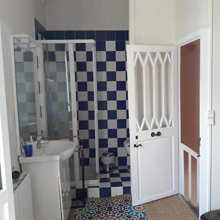Duplex Independant 36 M2, Fond De Jardin
